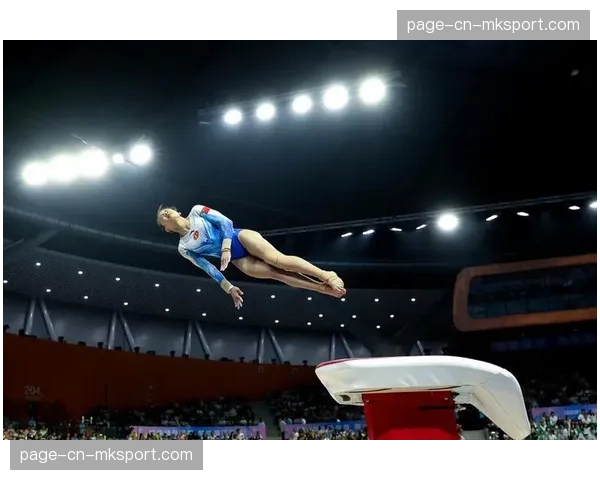 世界体操单项世界杯：中国选手邱祺缘夺得平衡木金牌